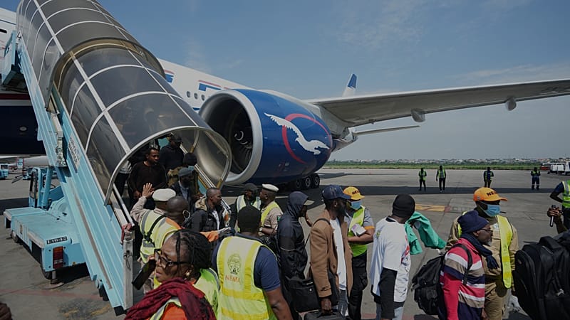 Video thumbnail for South Africa repatriates 2,745 foreigners in the week