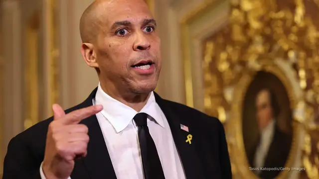 Video thumbnail for Booker criticizes Trump, Democrats in record-breaking Senate speech