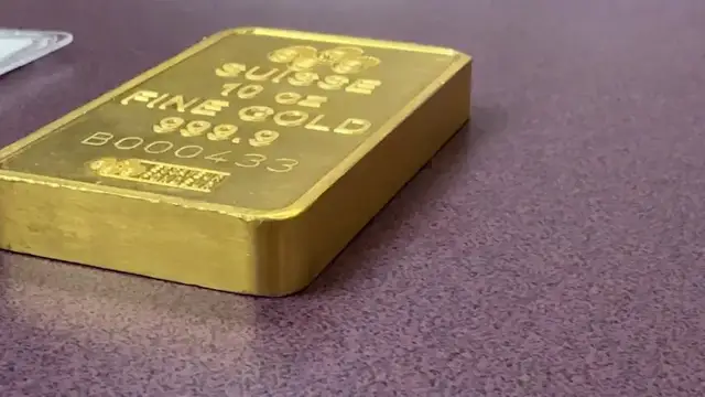 Video thumbnail for Suffolk officials warn of new ‘gold bar scam’