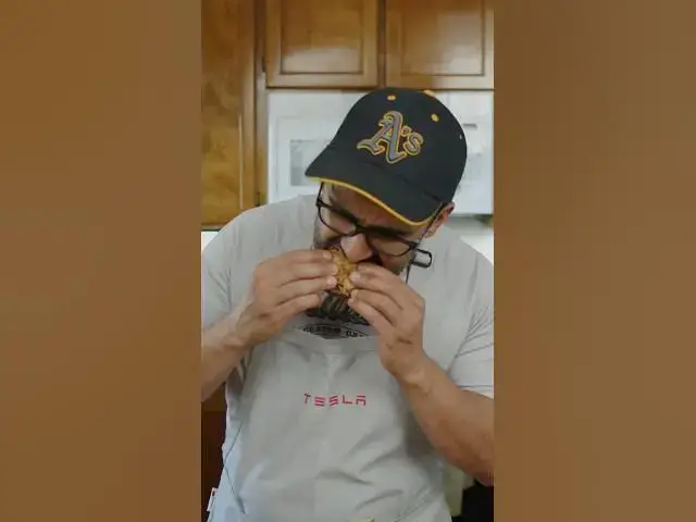'Video thumbnail for Low Carb Burger 🍔'