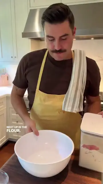 Video thumbnail for The sourdough bread tutorial you ve all been waiting for  Sourdough is a huge time commitment and(720P HD)