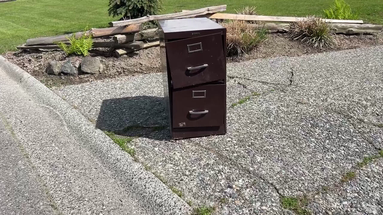 Video thumbnail for People are flipping out over this GENIUS garage idea using a file cabinet!