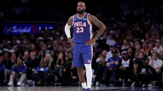 Video thumbnail for Philadelphia 76ers Lead the NBA's Boom-or-Bust Season