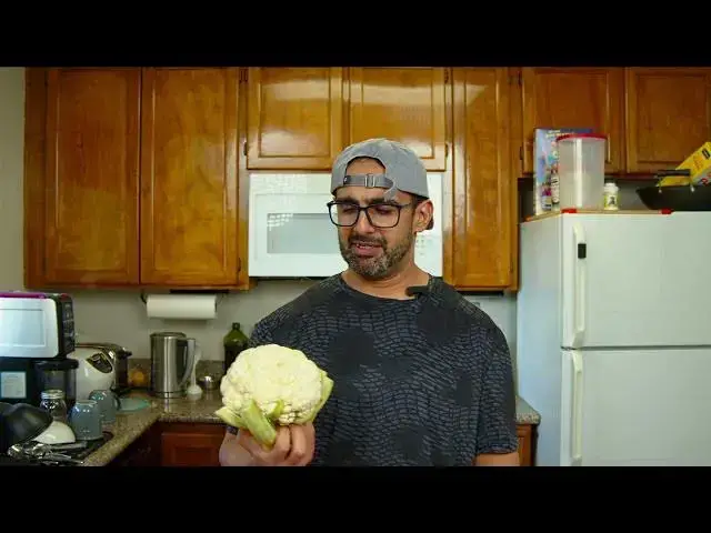 Video thumbnail for Baked Curly Flower: The Crispy Cauliflower Sensation