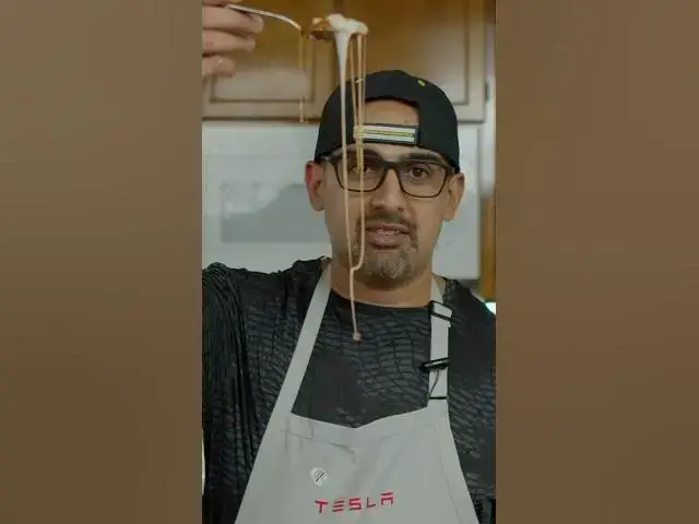 Video thumbnail for Dough-Free Delight: Pizza Without the Dough