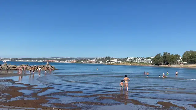 'Video thumbnail for Playa del Cristo, Estepona'