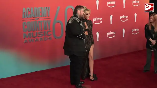 Video thumbnail for Jelly Roll and Bunnie XO are dividing assets following their split