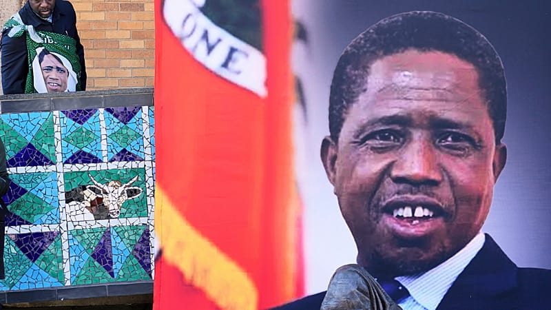 Video thumbnail for South Africa court halts return of ex-Zambian president's remains, again