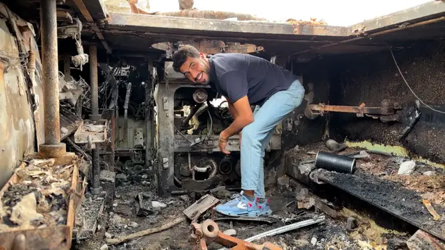 Video thumbnail for Palestinians use abandoned Israeli vehicle to help supply water in Gaza