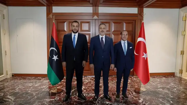 Video thumbnail for Türkiye: Turkish foreign minister meets senior Libyan officials in Ankara.