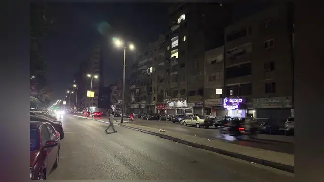 Video thumbnail for Egypt: 5.5-magnitude earthquake hits Egypt, tremors felt in Cairo.