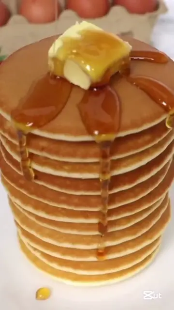'Video thumbnail for Easy pancake recipe '