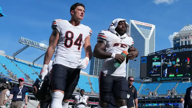 Video thumbnail for Caleb Williams Returns: Bears-Falcons Shootout Preview