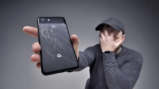 Video thumbnail for Is The Pixel 3 A Scratch Magnet?
