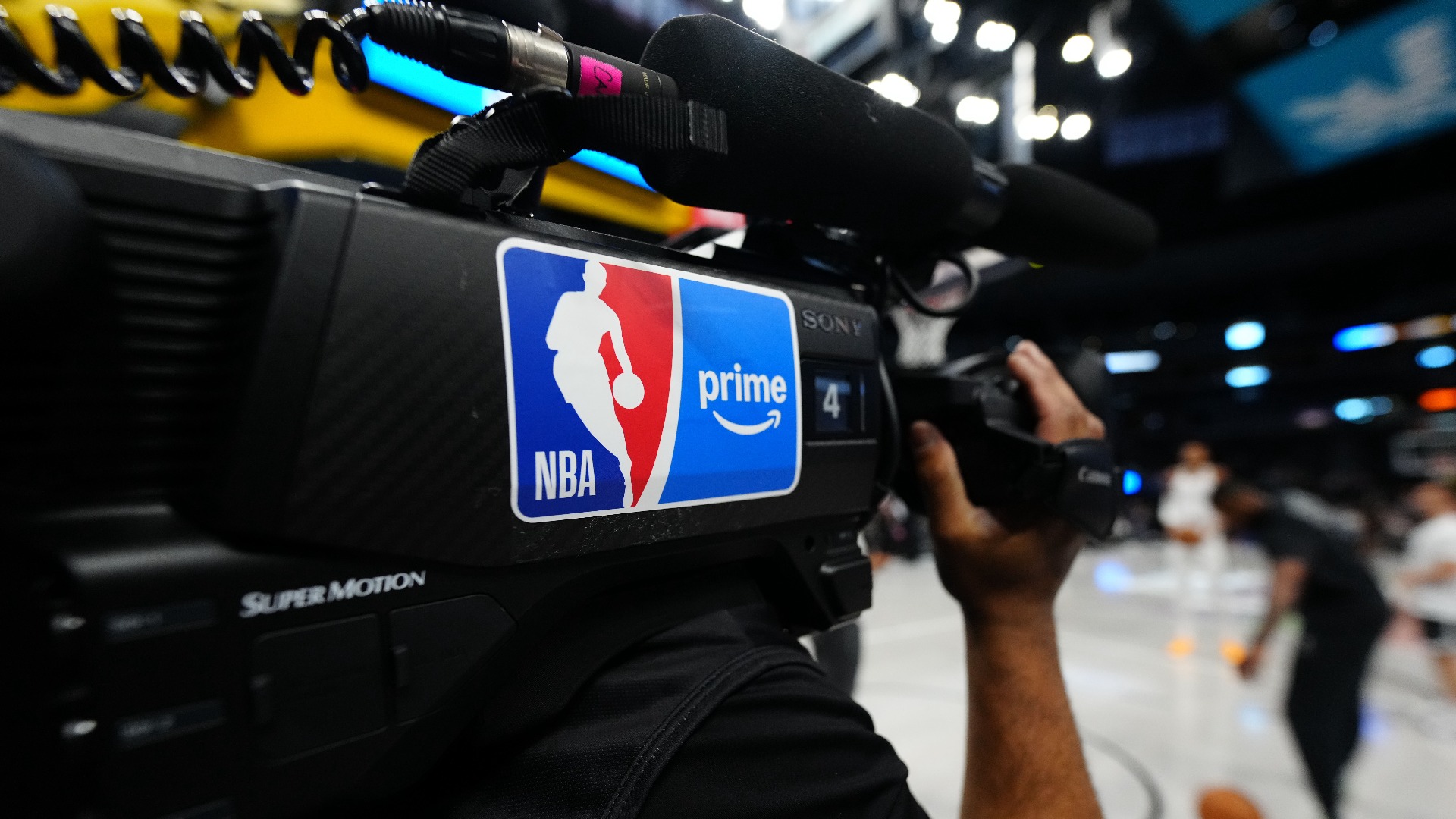 Video thumbnail for NBA Streaming Frustrations: Why Easy Access Matters for Fans