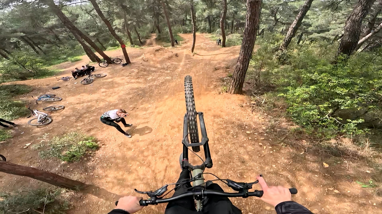 Video thumbnail for Epic Crash on Rocky Downhill in Bursa!