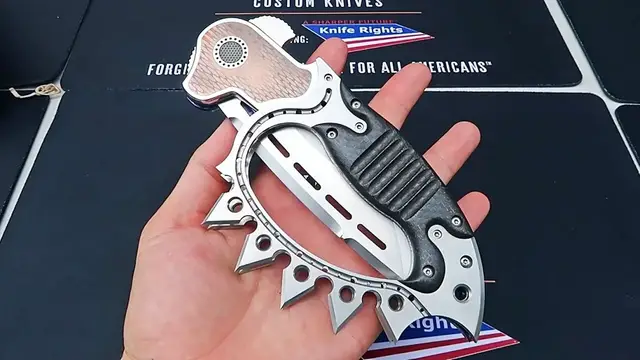 'Video thumbnail for 11 Knives You Don't Hand to Non Knife People!'