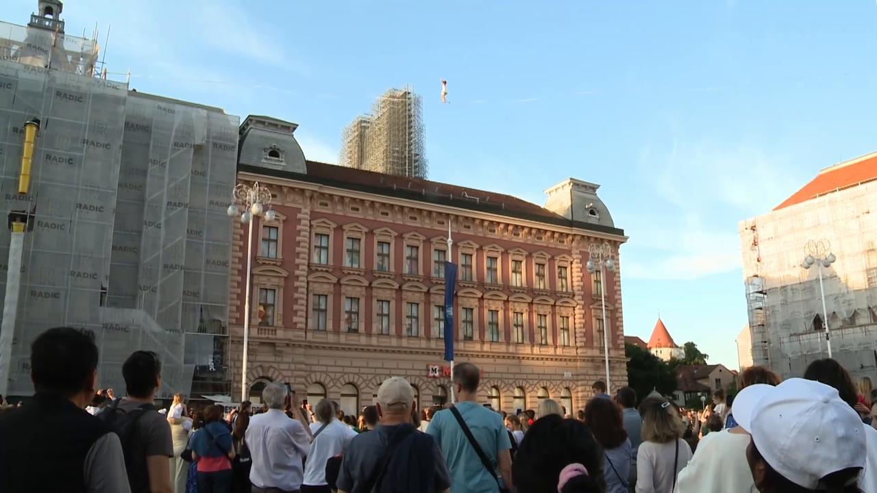 Video thumbnail for Croatia: Street festival celebrates 30th anniversary in Zagreb.