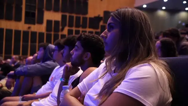 Video thumbnail for Israel: Tel Aviv event aims to engage first-time voters ahead of elections.