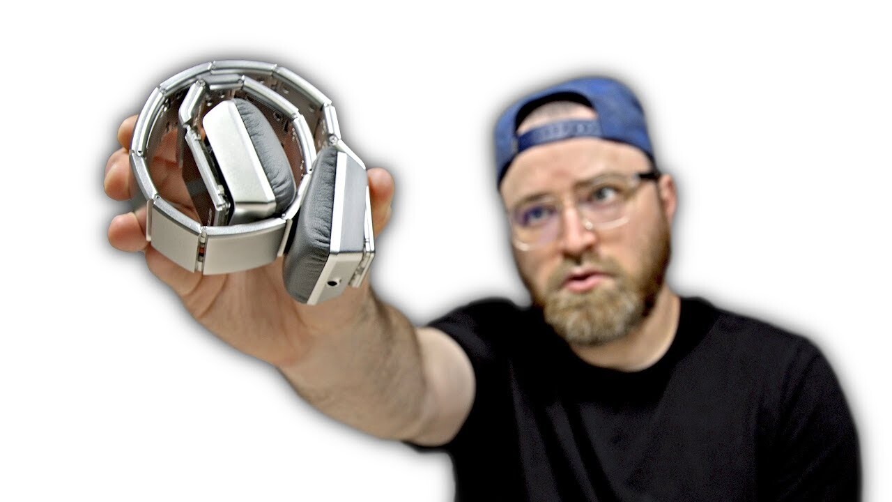 Video thumbnail for Unboxing The $3000 Rolling Headphones