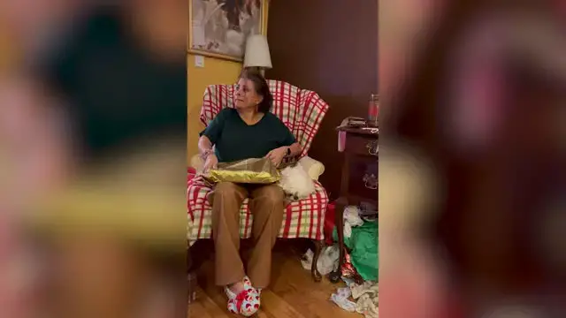 Video thumbnail for Woman Surprised With Replica Watch That Late Mom Saved Up For | Happily TV