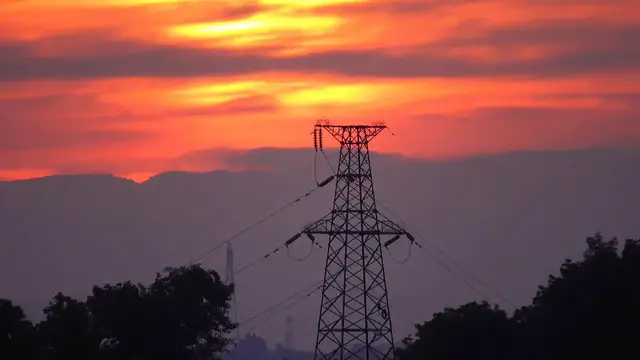 Video thumbnail for China: Sunrise.