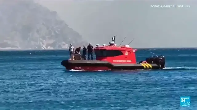 Video thumbnail for Greece fights fires near Athens