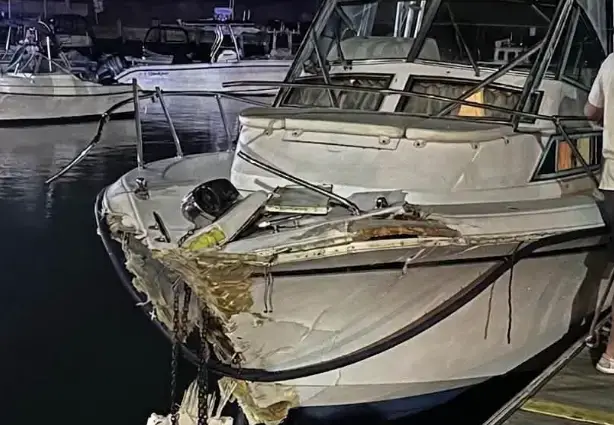 Video thumbnail for 1 person hurt in Port Jefferson boat collision