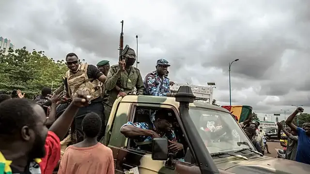 Video thumbnail for Mali and Niger accuse neighbours of backing terrorism in Sahel rift