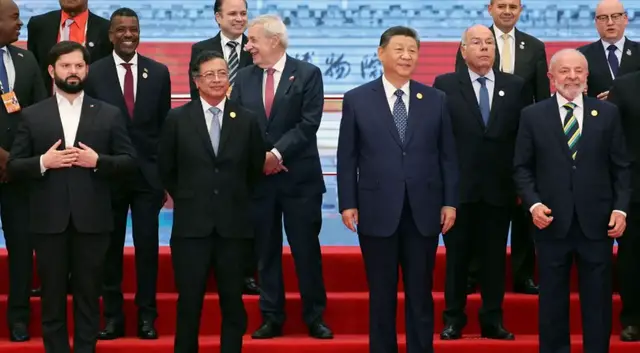 Video thumbnail for Chinese President Xi deepens Latin America ties at China-CELAC forum amid US competition