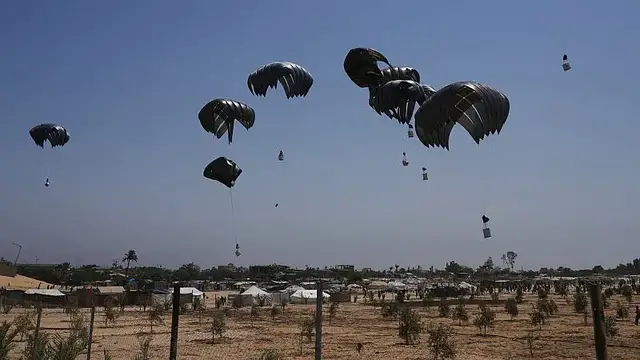 'Video thumbnail for Aid agencies criticise Gaza airdrops as unsafe and ineffective'