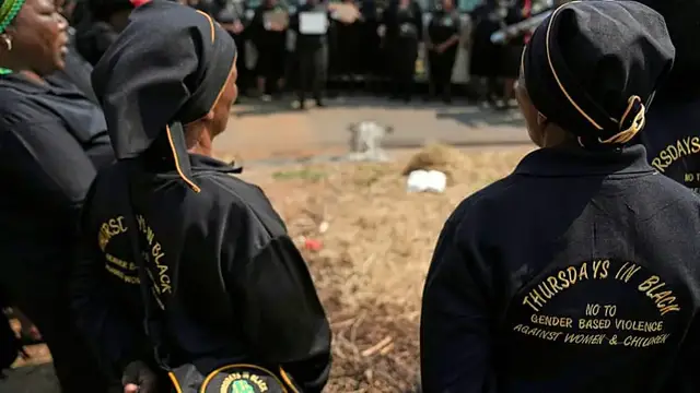 Video thumbnail for South Africa: Olifantsfontein residents hold vigil for woman found dead