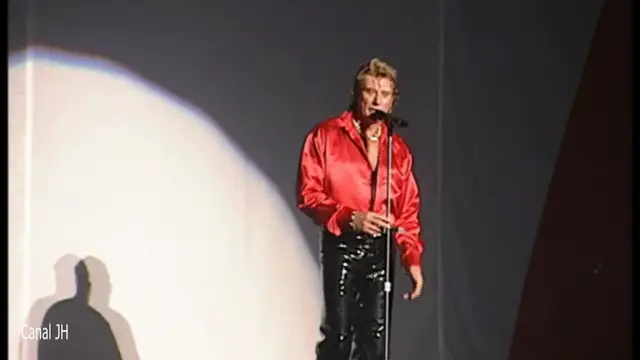Video thumbnail for Johnny Hallyday - L'hymne à l'amour - Bercy 1995