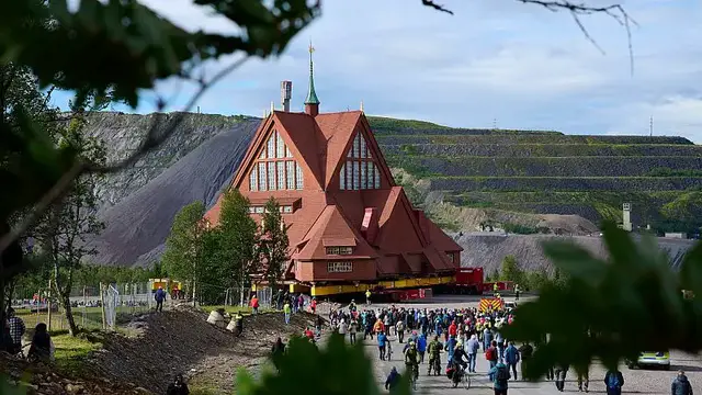 'Video thumbnail for Historic Kiruna Church in Sweden begins five-kilometre relocation'