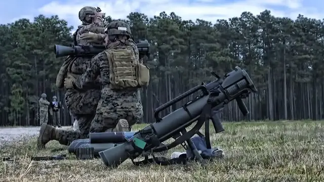 'Video thumbnail for Marines Train With Shoulder Rockets • M3E1 MAAWS'