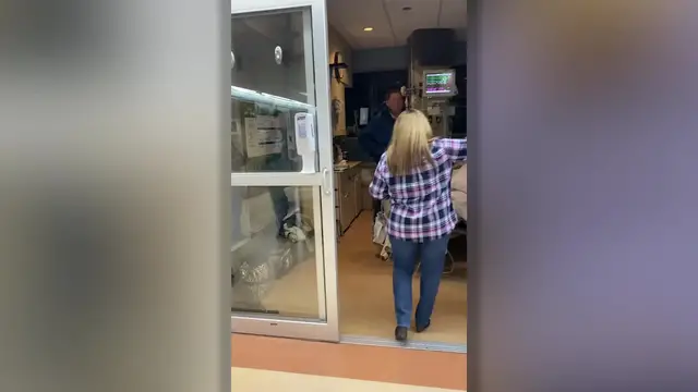 Video thumbnail for Couple Wed In ICU So Bride's Father With Terminal Cancer Can Be At Wedding | Happily TV