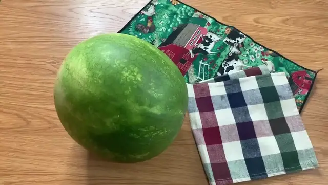 'Video thumbnail for Watermelon Tips _ Hacks _ You Can Cook That _ Allrecipes.com(720P_HD)'