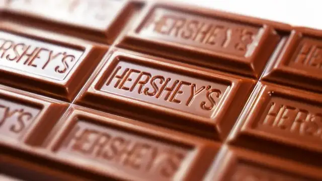 Video thumbnail for S’Mores Are Having a Major Summer Moment: Hershey’s Is Turning Nostalgia Into Big Business