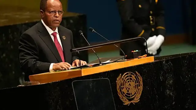 Video thumbnail for Ethiopian president warns of 'interference' amid renewed Tigray fighting