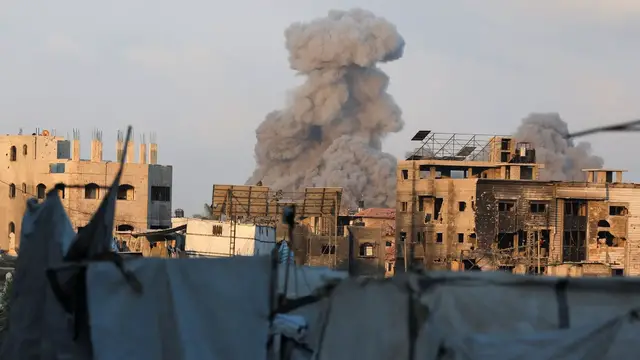 'Video thumbnail for Israel intensifies Gaza City assault, forcing mass displacement of Palestinians'