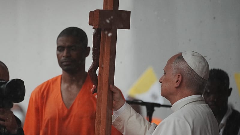Video thumbnail for 'You are not alone': Pope Leo delivers message of hope to Equatorial Guinea prisoners