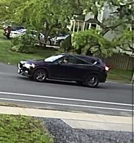 Video thumbnail for Police search for driver who hit jogger in Sayville, drove off