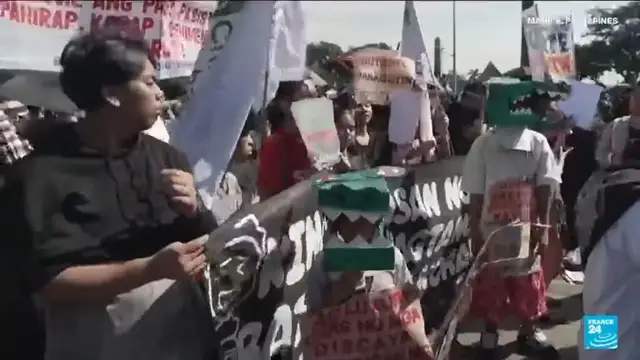 'Video thumbnail for Philippines: Thousands march in Manila protesting corruption, clashing with authorities'