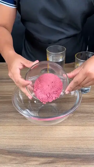 'Video thumbnail for This is the best gelatin dessert I've ever made, and it only takes two ingredients'