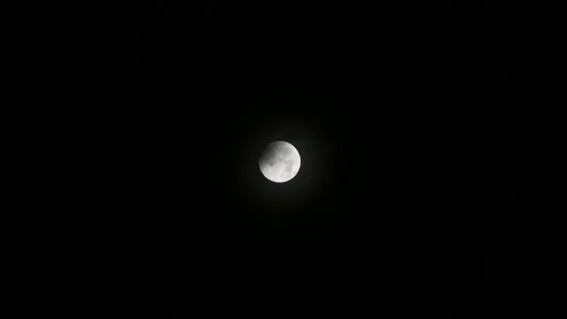 Video thumbnail for Hungary: Partial lunar eclipse visible over northern Hungary.