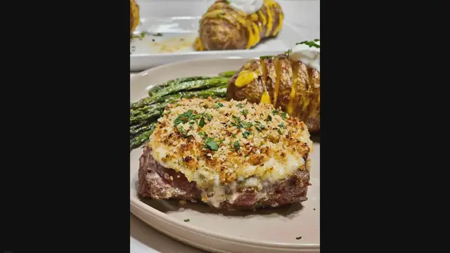 Video thumbnail for Parmesan Crusted Steak - Krystel's Cooking