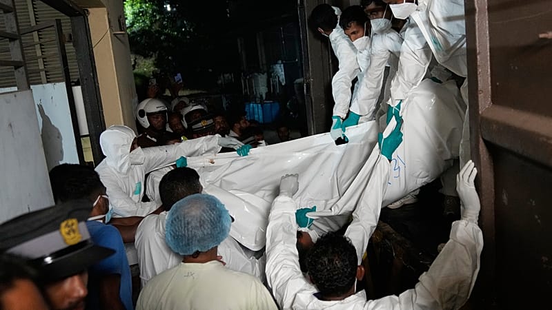 Video thumbnail for At least 87 dead after US submarine sinks Iranian warship near Sri Lanka