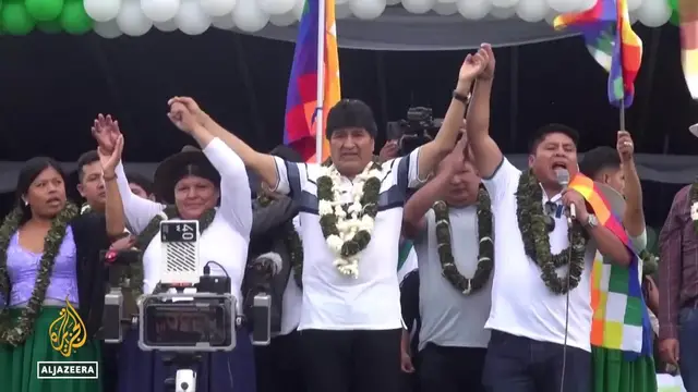 Video thumbnail for Evo Morales election eligibility: Supporters show support for politician in La Paz