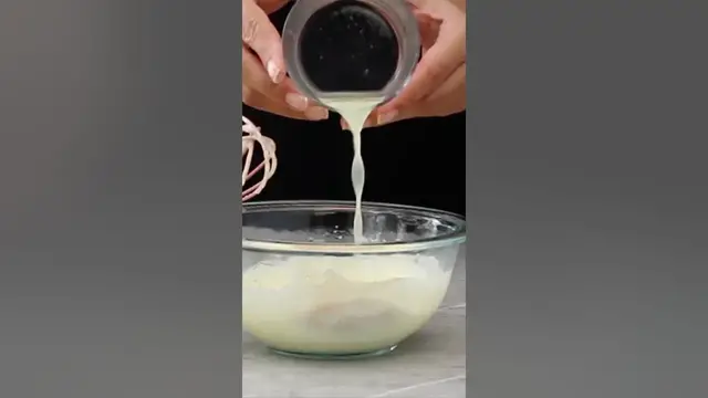 Video thumbnail for Necesitas este bizcocho de Limón saludable