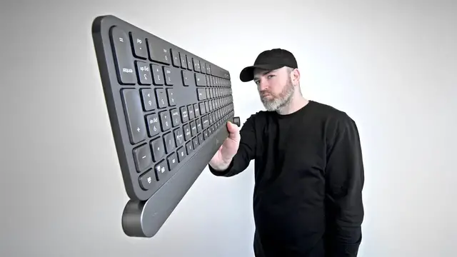 'Video thumbnail for This Keyboard Will Make You Spin...'